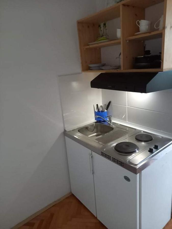 Studio Darija For 2 Persons S Terasom Wi-Fi & Parking Apartment มาคาร์สกา ภายนอก รูปภาพ